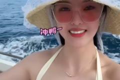 张常宁晒视频寻海豚:今天的好运来自海豚!