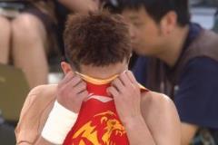 孙铭徽15投2中!师何工?5分6板5助3失误4犯规