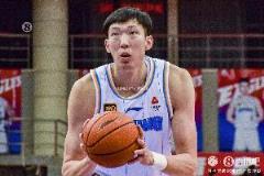 付政浩:周琦撑起广厦,中锋位置短板难匹配其表现