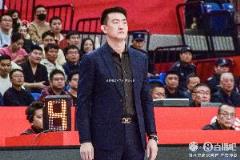 王博:总决赛剩六场 布朗等核心需减压 朱俊龙问题不大