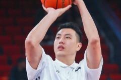 翟晓川:关键时刻忆起老马教诲,保持冷静应对局势