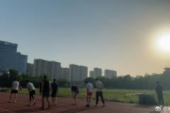 邱彪分享山东队晨练照：520从心开始，从心出发，成人成才