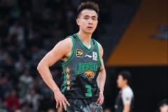 探长透露赵继伟因喉咙伤病未入选国家队,已向郭士强请假治疗