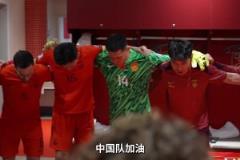 伊万中场:别丢第三球就有希望 郑智:多喊喊,进一个就有第二个