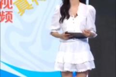 真火了!此前女主播金佳悦念网友弹幕:刘维伟执教能否再火爆点呢