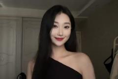现场目睹于汉超进球,美女球迷忍不住激动大喊!