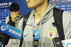 史松宸:感谢主教练给我登场机会,在边后卫位置上还需提升很多