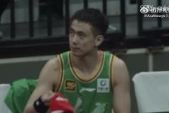 今天表现简直MVP!赵继伟赛中受伤,眼球能看到淤血