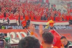 克雷桑传射建功当选MVP,赛后秒变宠粉现场