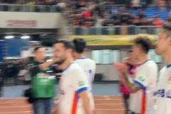 5-1大胜青岛西海岸!山东泰山赛后谢场气氛爆棚