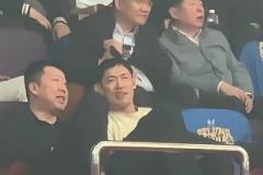 大佬云集!郭士强/王治郅/张庆鹏/王晗观战北京德比G2