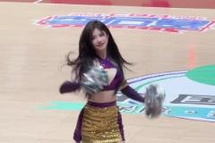 浙江队版陈妍希,换成黑长直感觉更甜美了