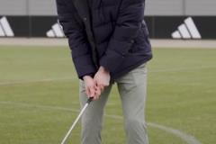 这就叫专业⛳贝尔高尔夫横梁挑战一击命中