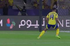 胜利4-0锁定胜局!杜兰禁区内补射破门梅开二度!