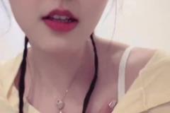 可可爱爱!李月汝手势舞:希望你快乐,无论和谁,无论在哪❤️