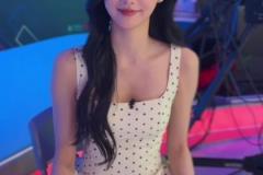 美女主播金佳悦:下赛季见啦~Lakers!