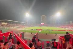 面对定南赣联,重庆球迷高喊:还我黑龙江!