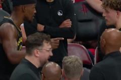 Coach Jimmy!巴特勒给勇士带来了不一样的东西