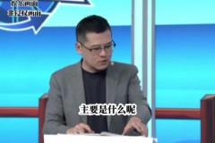中风后的波波维奇状态明显很差!两大护法马努&邓肯左右陪伴!
