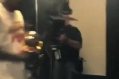 小卡在洛瑞身边是真的开心啊!谁又能想到六年后的故事呢?