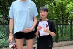 网红的2米2女朋友酷似韩旭,评论区炸锅