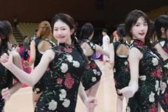 几乎是完美女人!随便谈我一个,我也愿意啊!