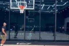 梅州客家1-0领先!季胜攀单刀破门首开记录